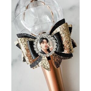 San Ateez Light Stick Bow Deco Black Gold Photo Atiny Lightiny